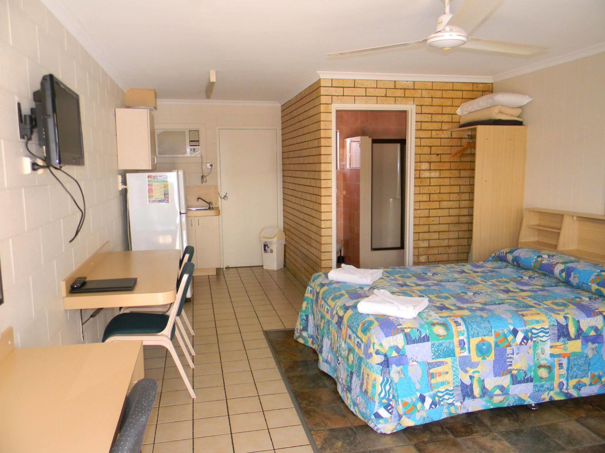 Rover Holiday Units Mackay Exterior photo