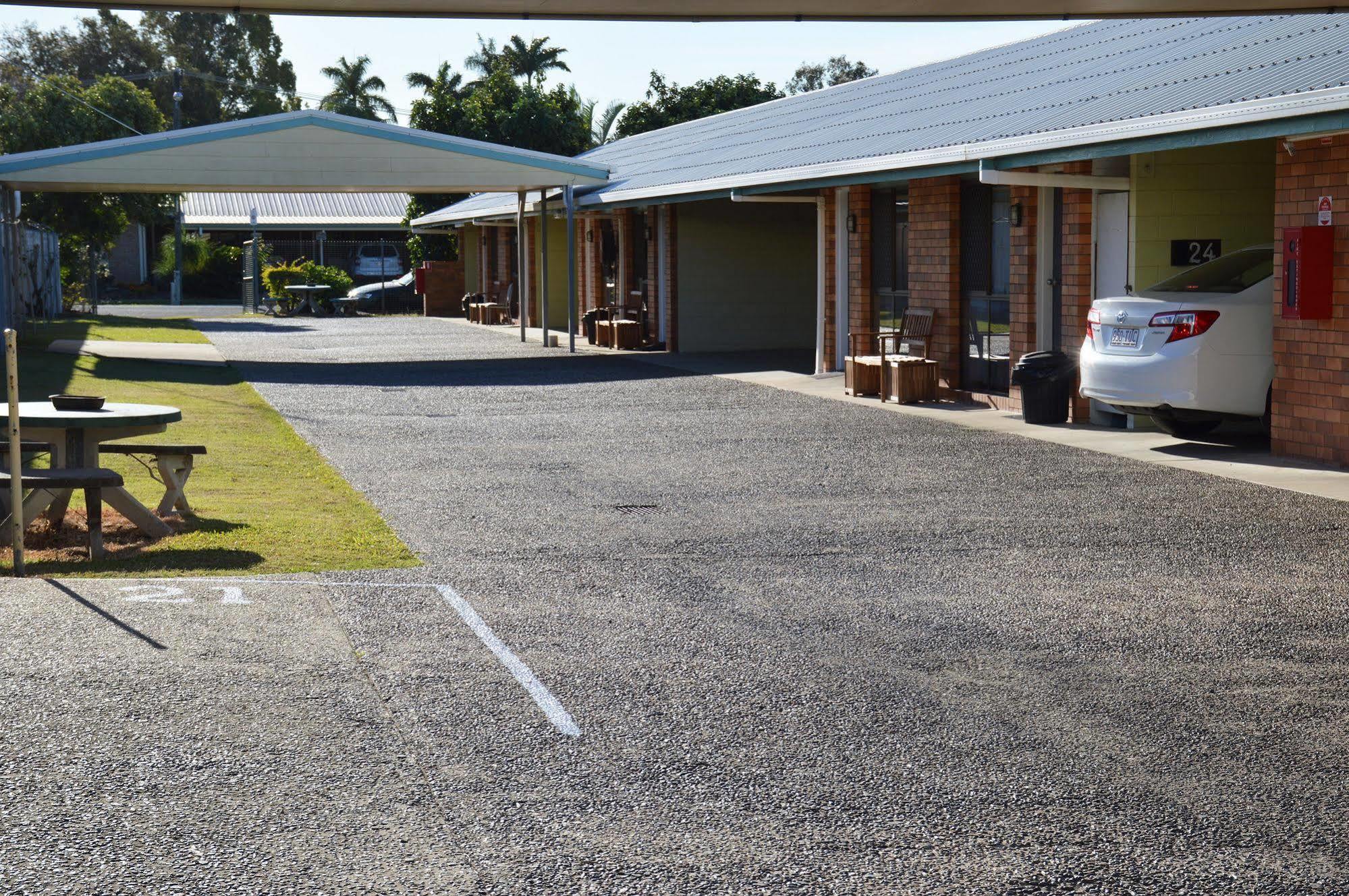 Rover Holiday Units Mackay Exterior photo